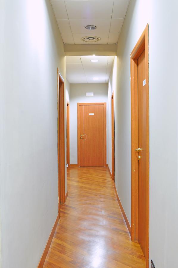 Hotel Twenty Nine Cenova Dış mekan fotoğraf