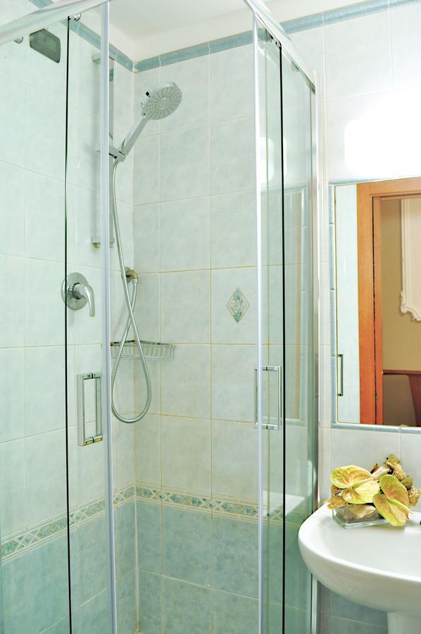 Hotel Twenty Nine Cenova Dış mekan fotoğraf