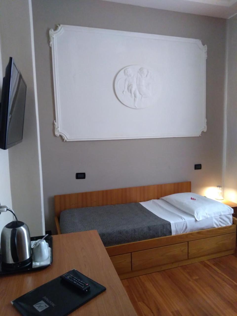 Hotel Twenty Nine Cenova Dış mekan fotoğraf
