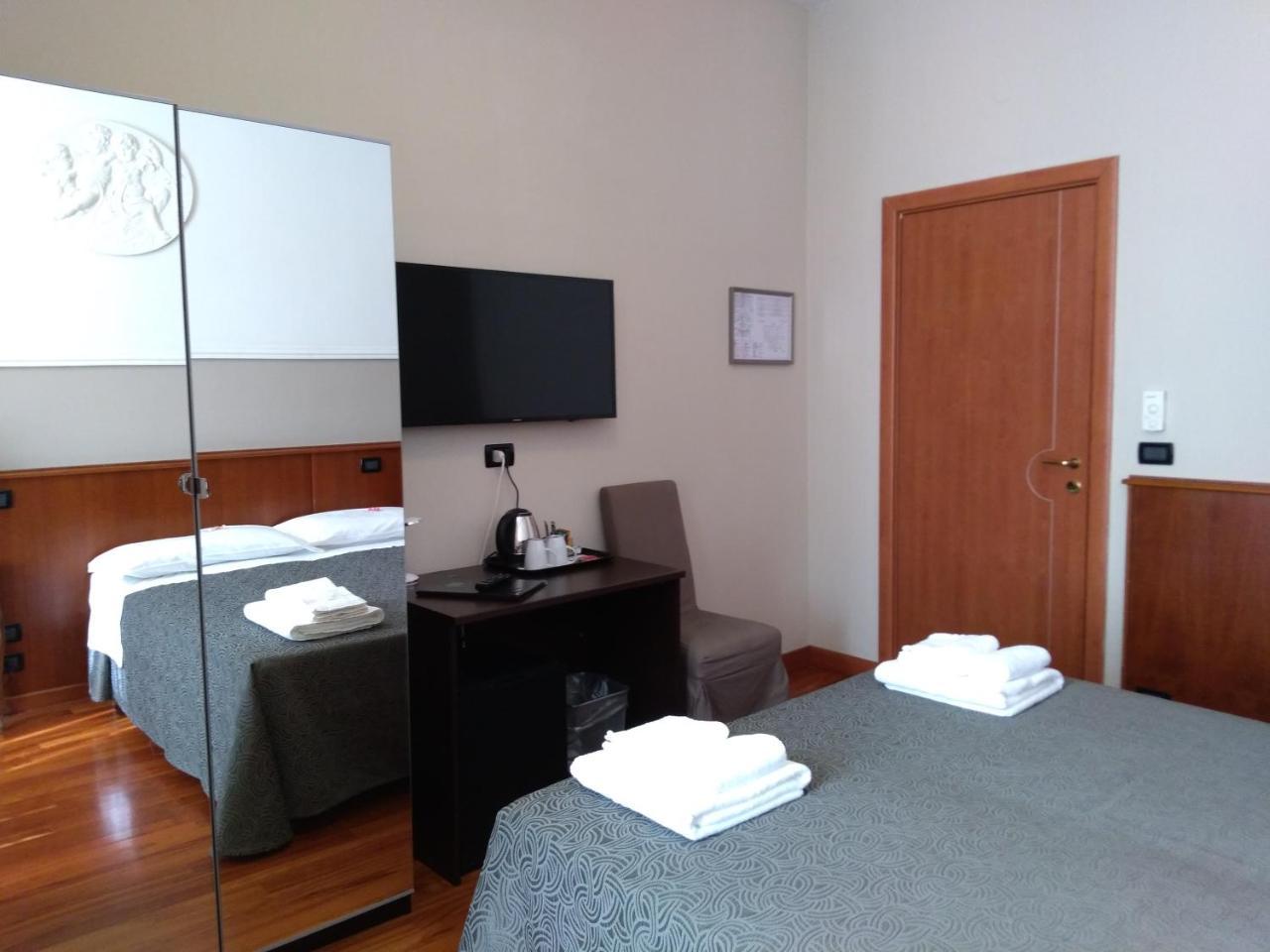 Hotel Twenty Nine Cenova Dış mekan fotoğraf