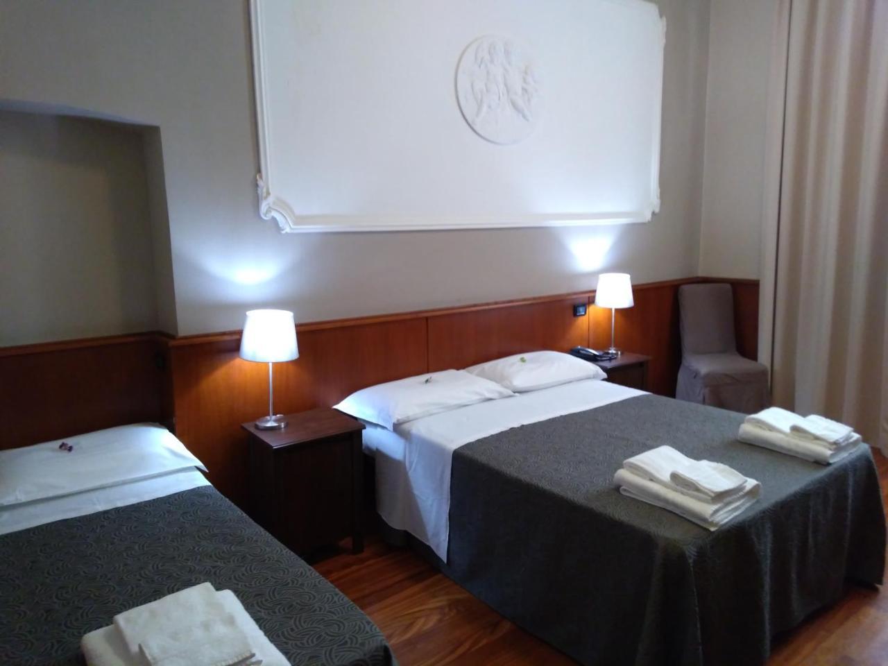 Hotel Twenty Nine Cenova Dış mekan fotoğraf